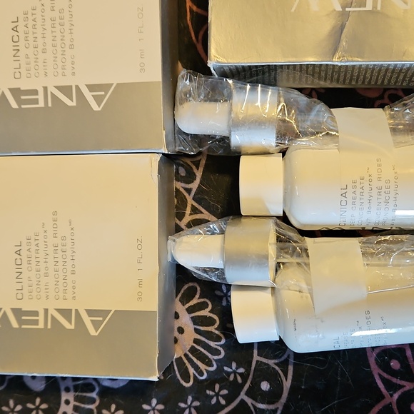 ANEW CLINICAL DEEP CREASE CONCENTRATE 1 fl.oz. - Picture 7 of 17